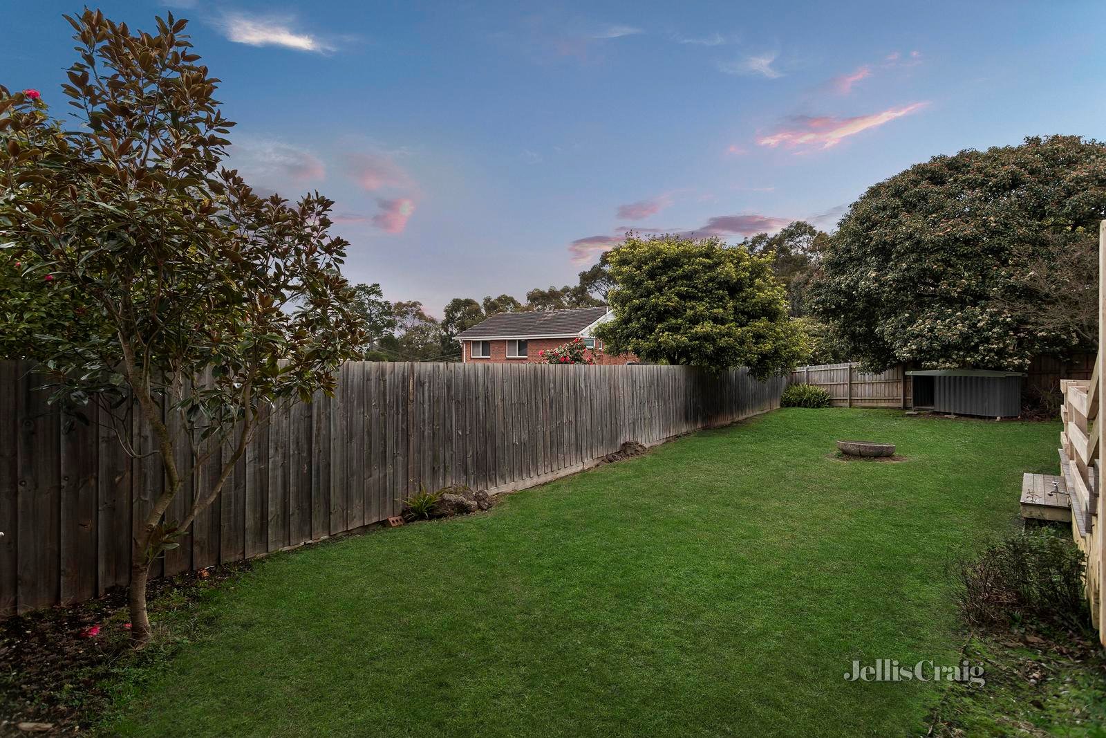 13 Loxley Court, Doncaster East image 13