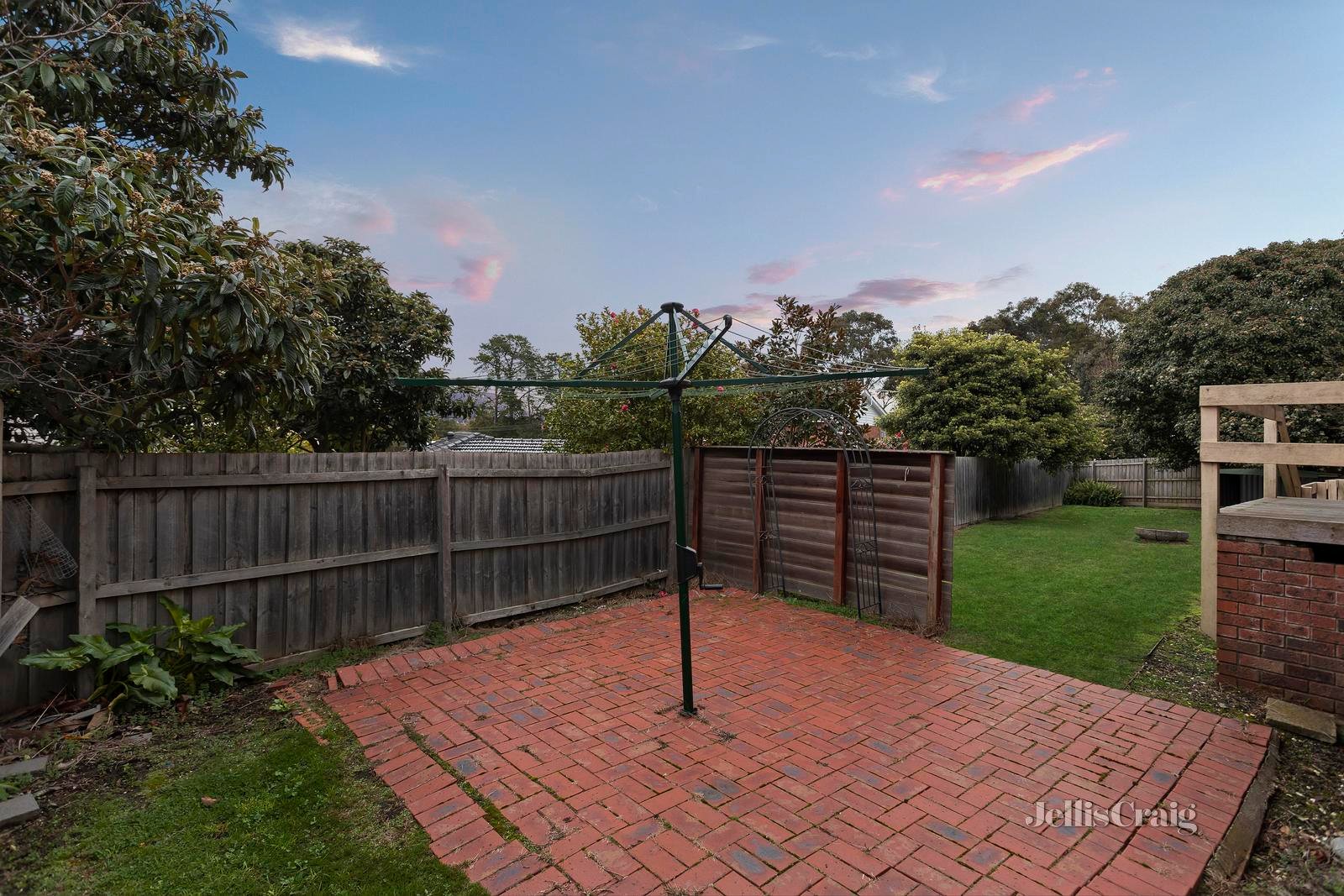 13 Loxley Court, Doncaster East image 14