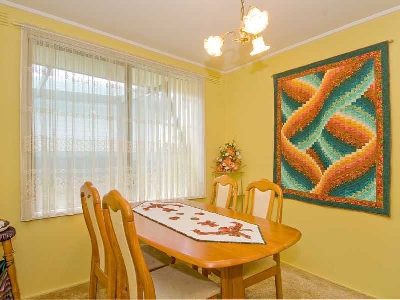 13 Lucas Street, Newcomb image 5