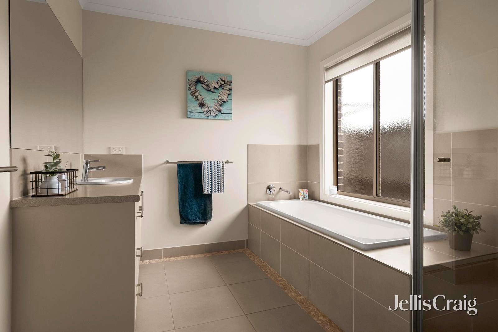13 Luscombe Drive, Diamond&nbsp;Creek image 16