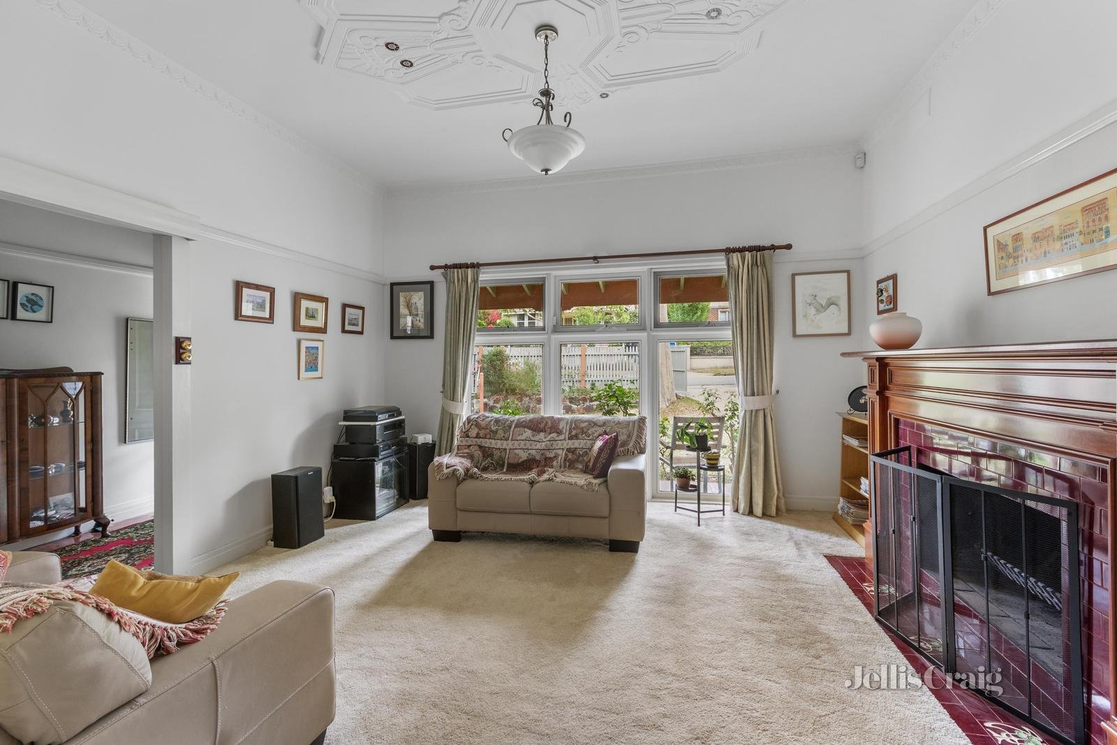 13 Lynden Street, Camberwell image 4