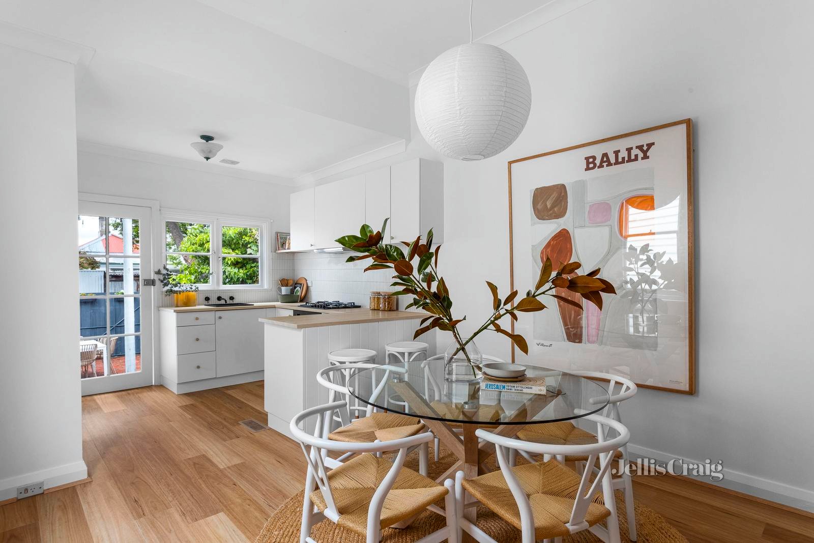 13 MacFarland Street, Brunswick image 2