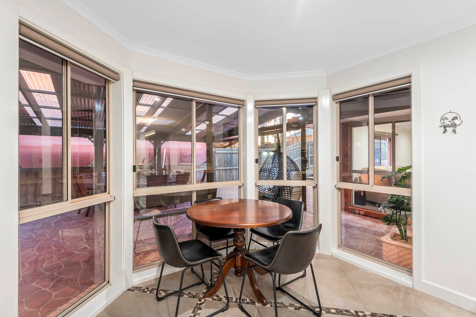 Property Gallery Thumbnail 11