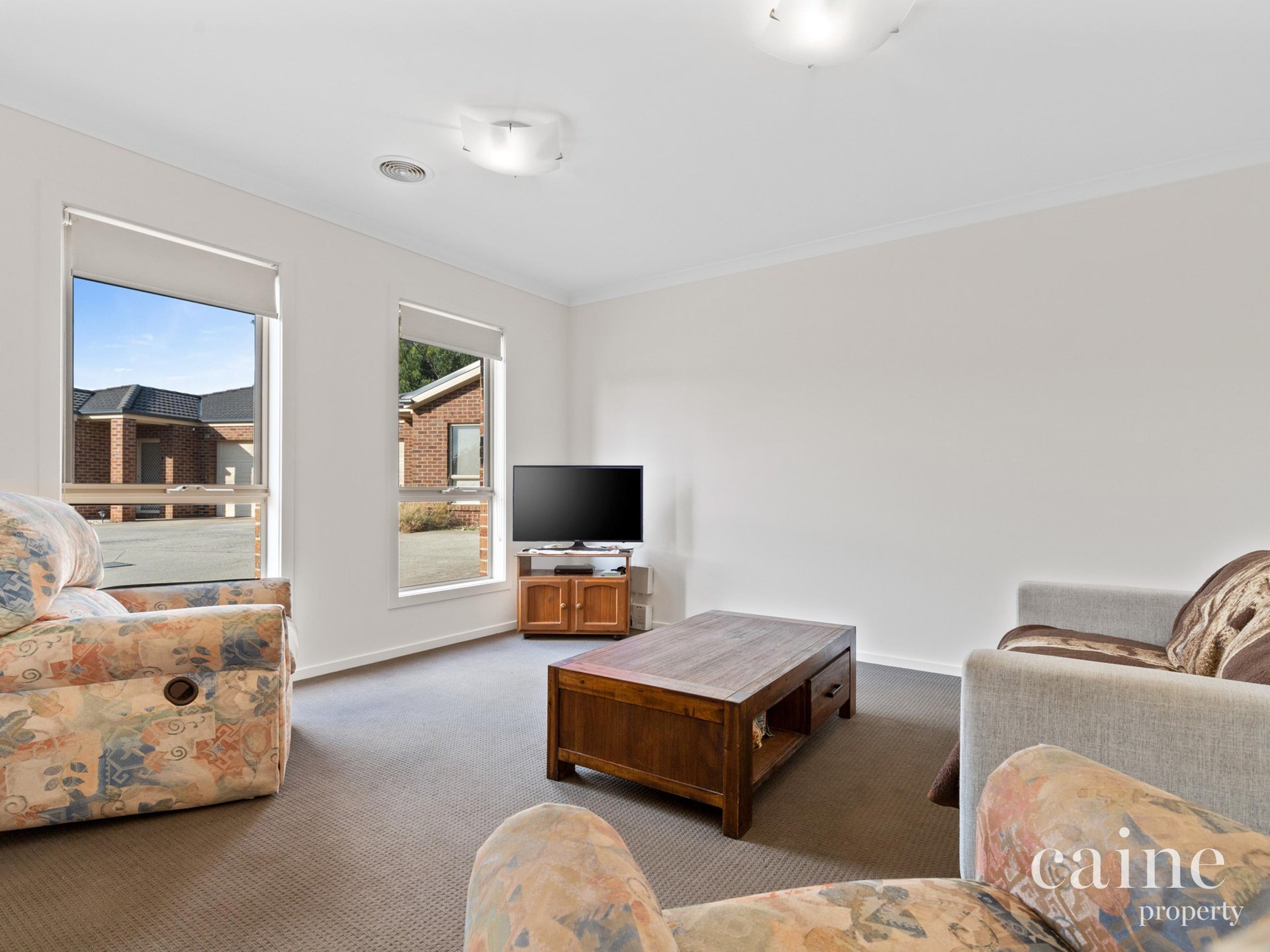 13 Malcolm Court, Brown Hill image 4