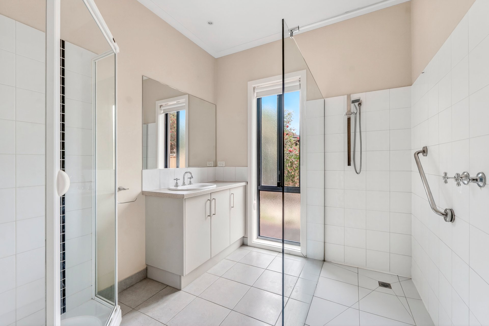 1/3 Maldon Road, Castlemaine image 7