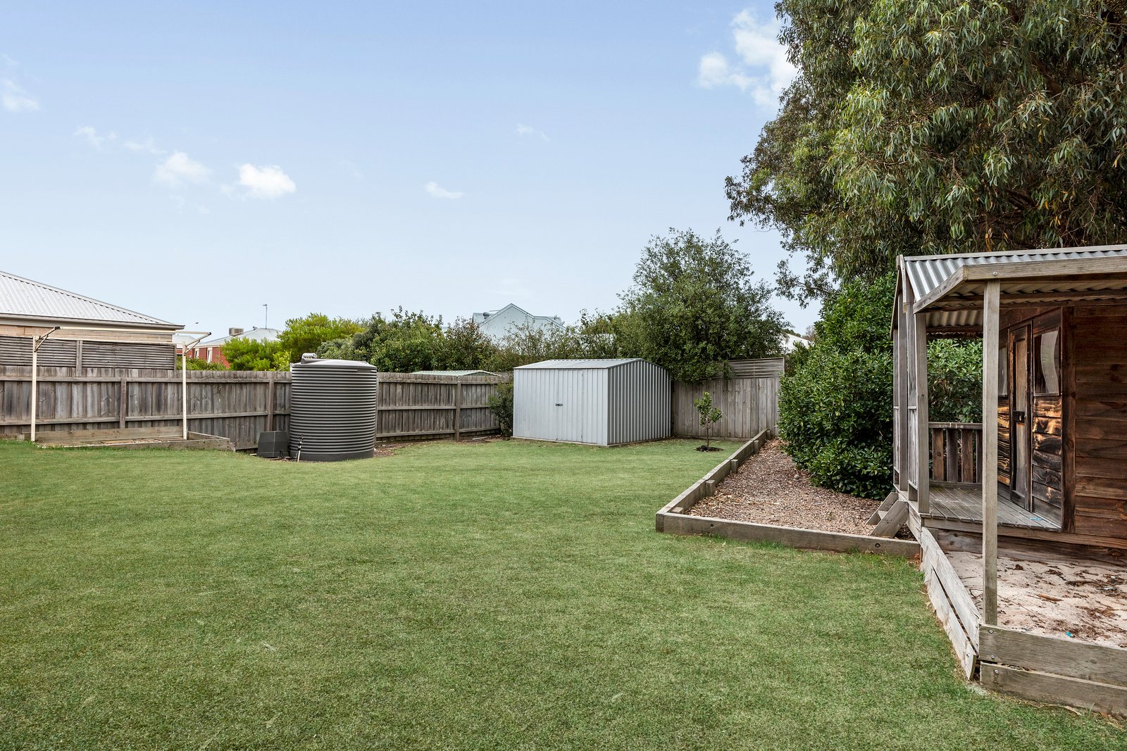 Property Gallery Thumbnail 18