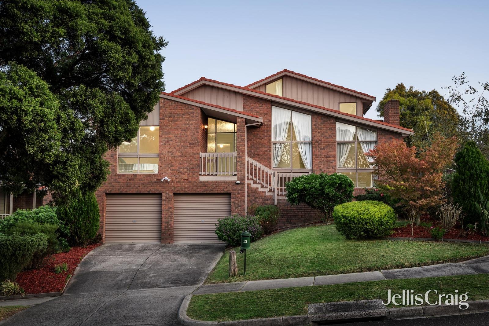 13 Margot Avenue, Doncaster image 1