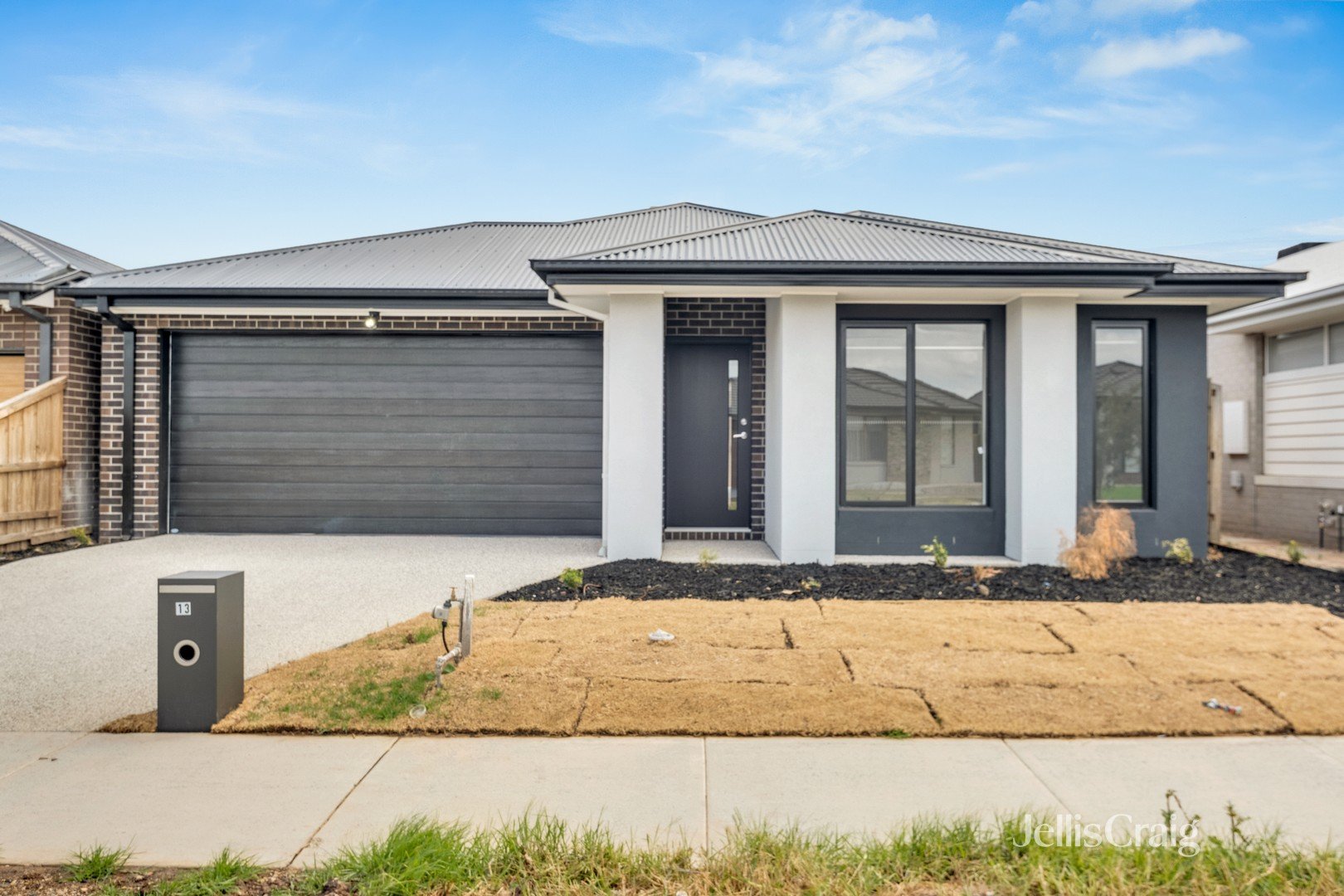 13 Marigold Drive, Fraser&nbsp;Rise image 1