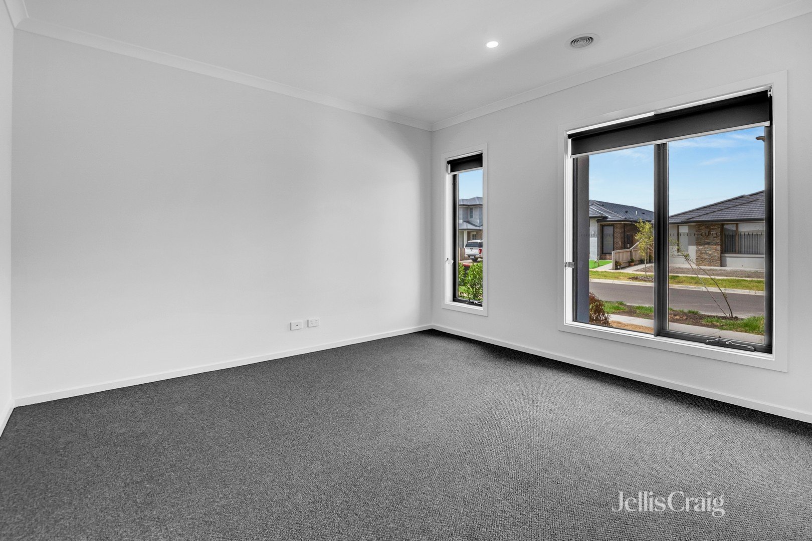 13 Marigold Drive, Fraser&nbsp;Rise image 4