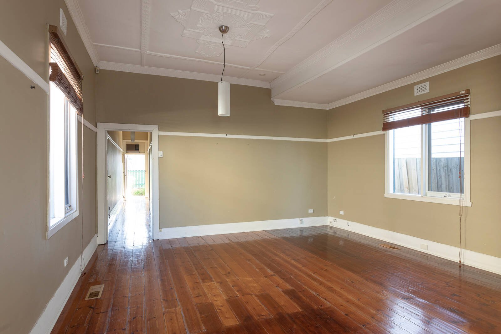 Property Gallery Thumbnail 5