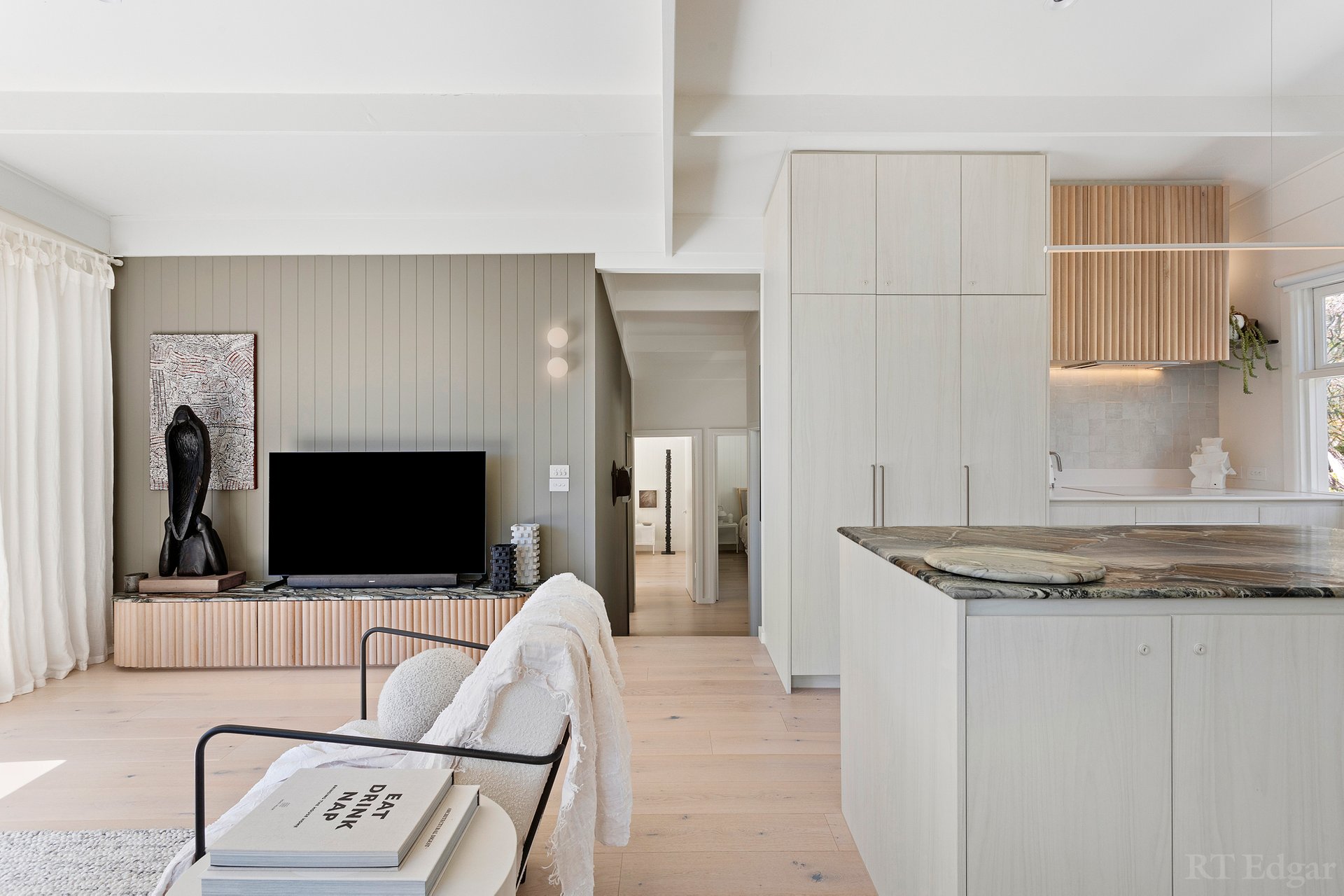 Property Gallery Thumbnail 7