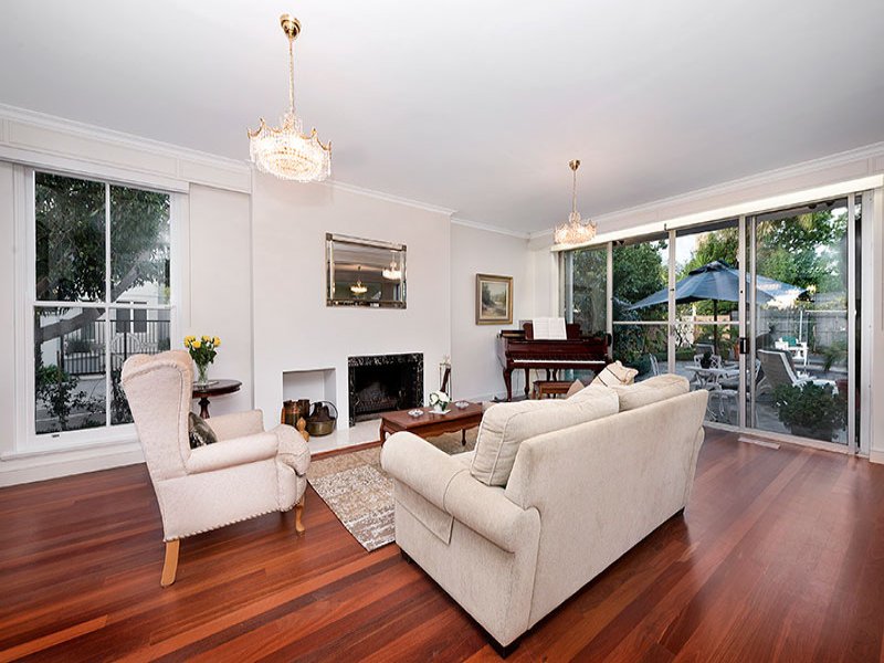 13 McShane Street, Balwyn North image 2