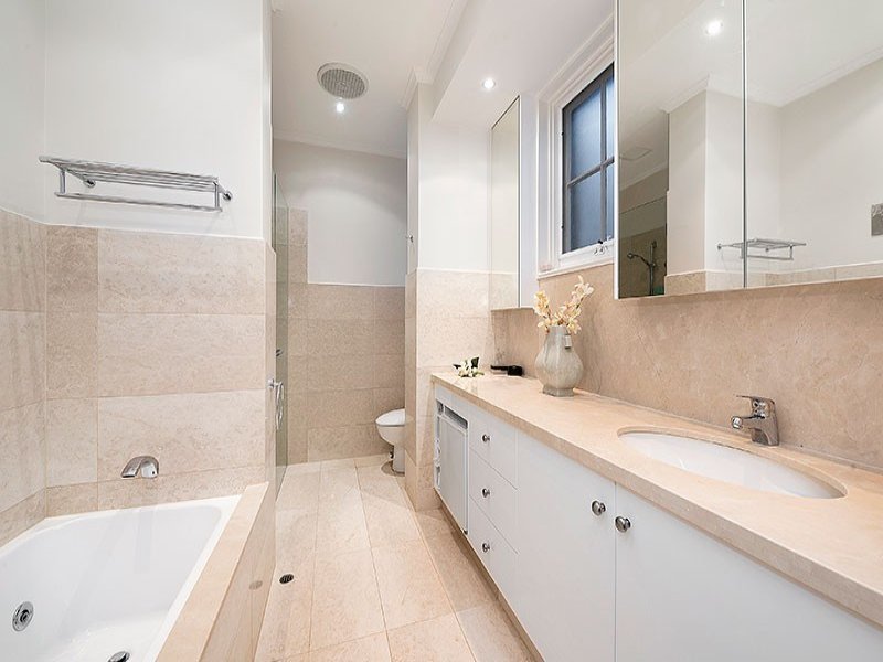 13 McShane Street, Balwyn North image 8