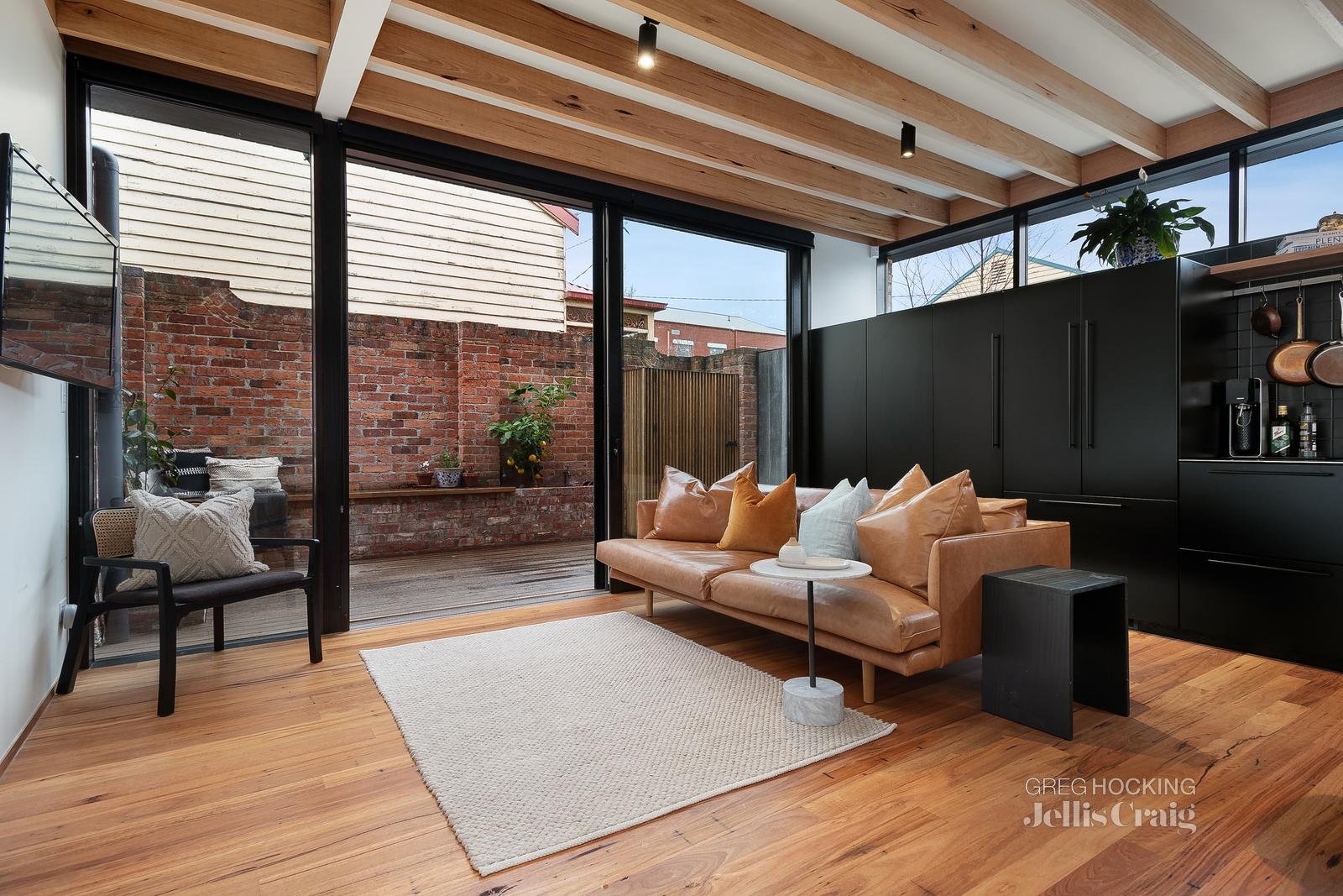 13 Merton Street, Albert Park image 4