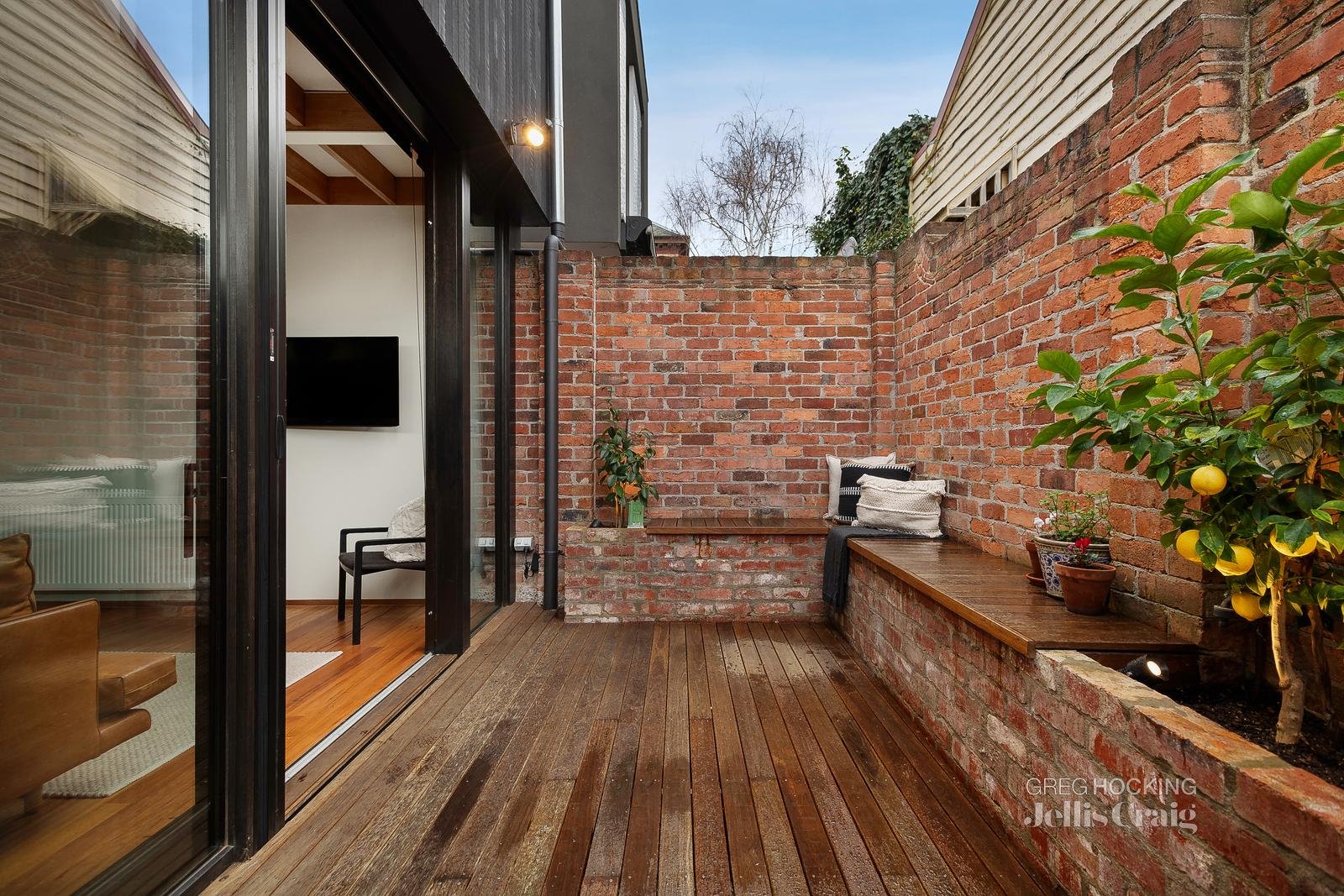 13 Merton Street, Albert Park image 8