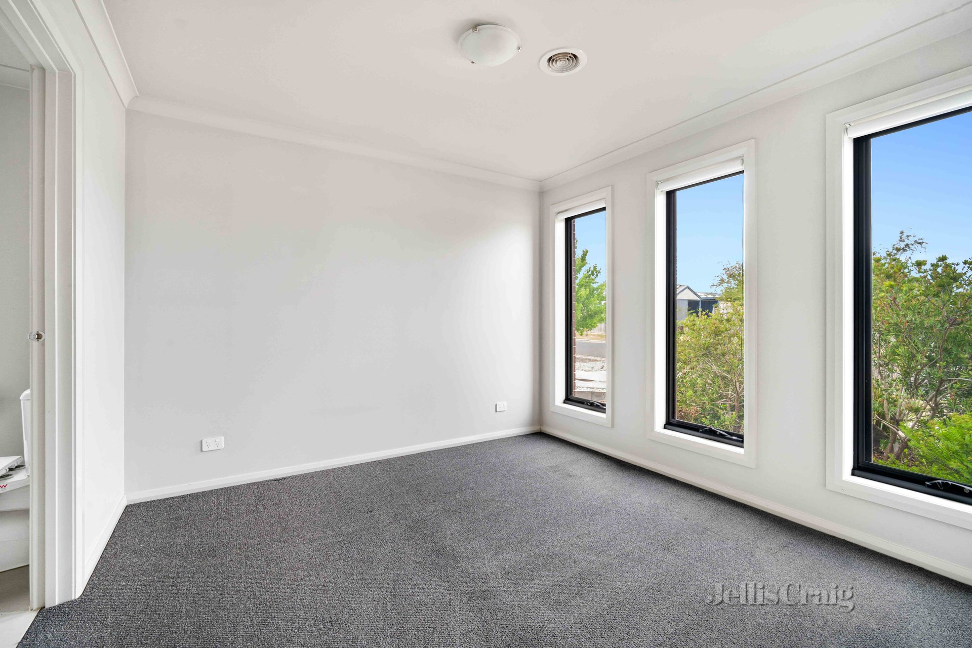 13 Mia Street, Alfredton image 5