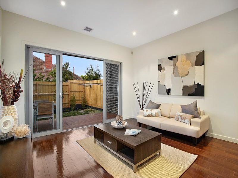 1/3 Middlesex Road, Surrey Hills image 6