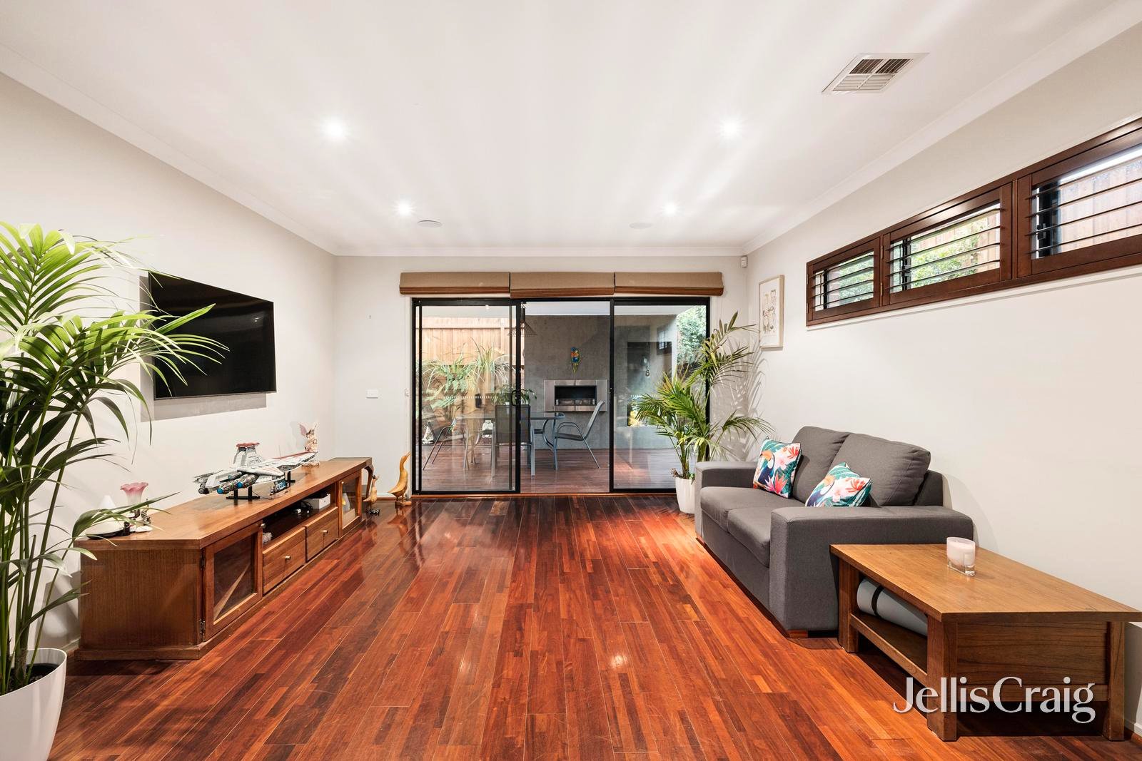 13 Millard Street, Croydon image 2