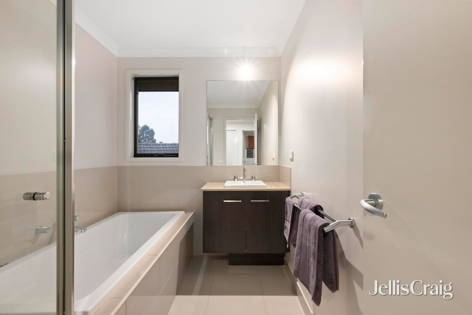 13 Millard Street, Croydon image 8