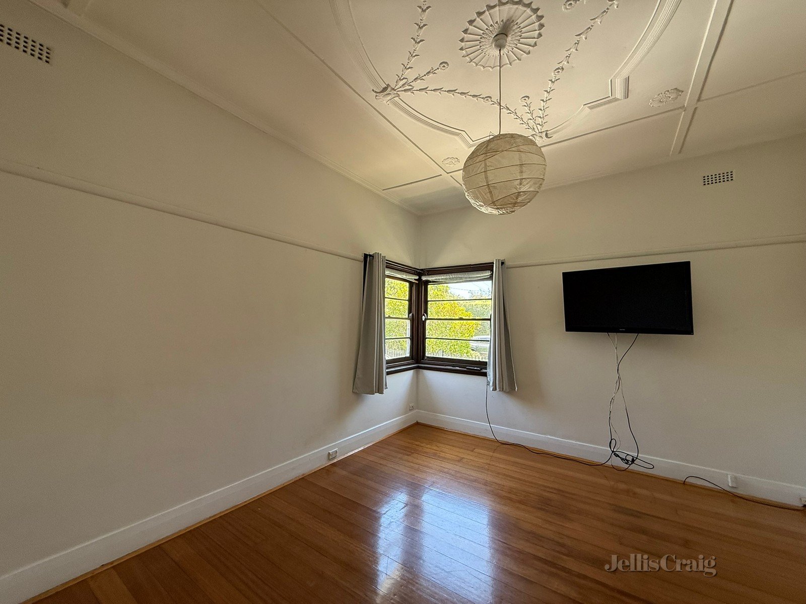 13 Mitchell Street, Northcote image 3