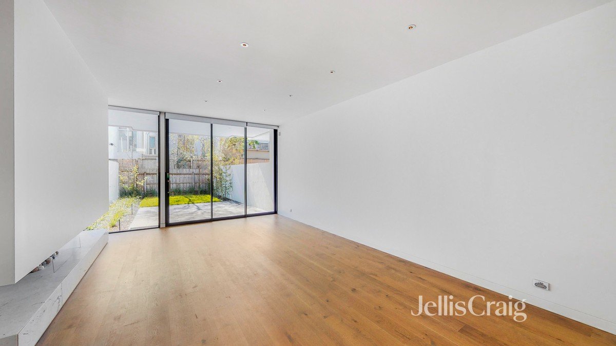 13 Moffat Street, South&nbsp;Yarra image 7
