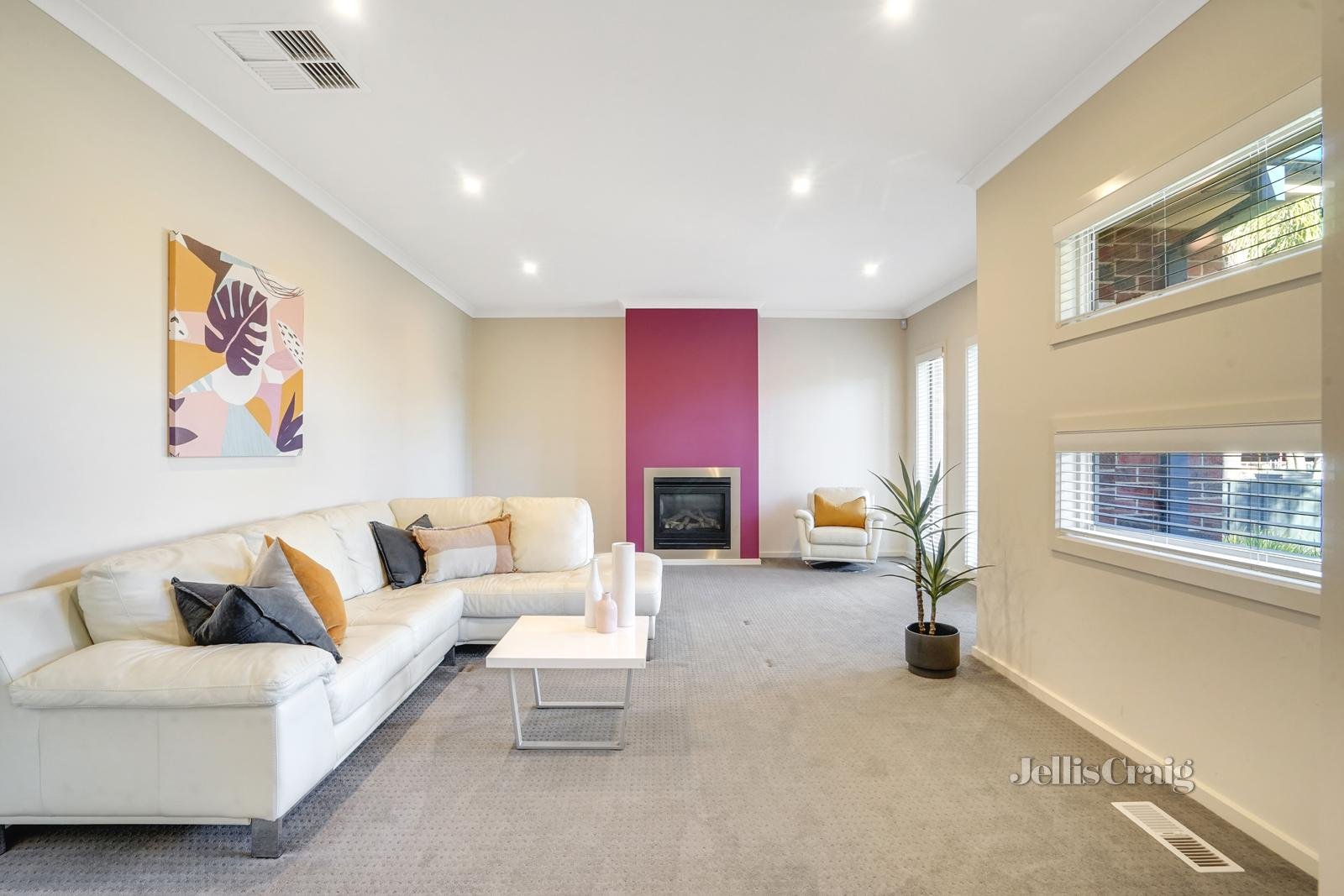 13 Monterey Avenue, Glen Waverley image 3