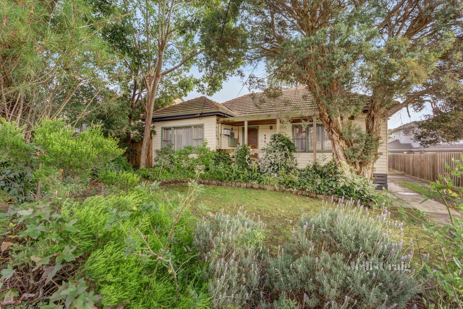 13 Montpellier Road, Burwood image 2