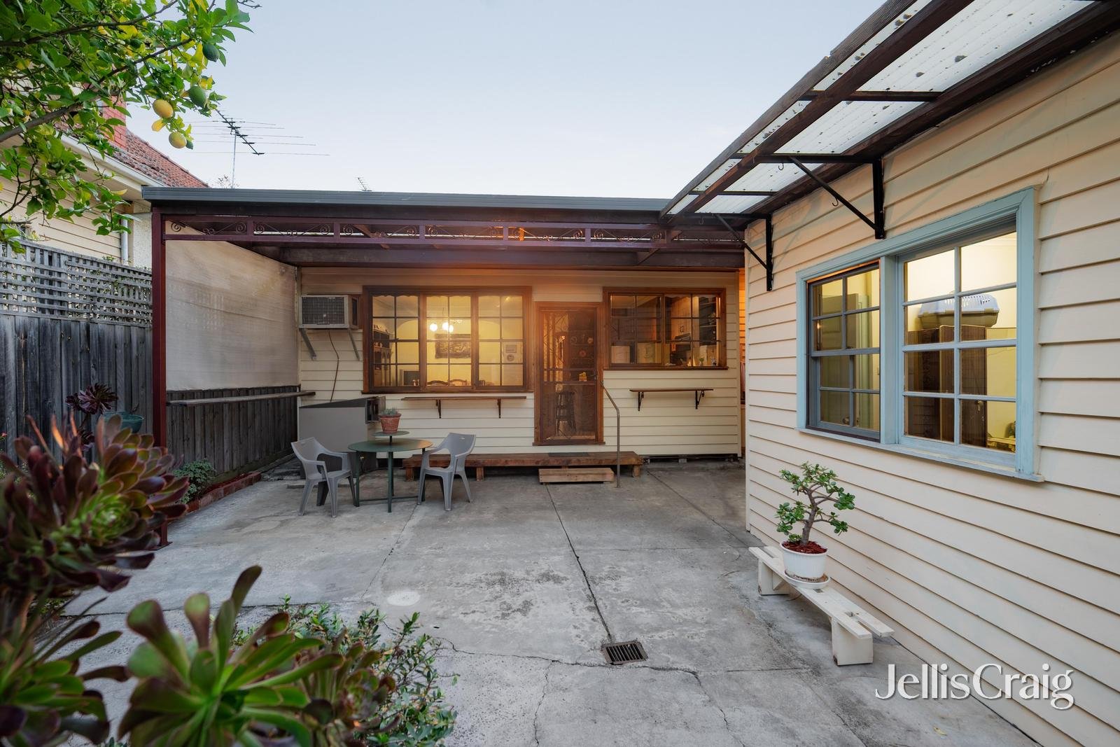 13 Moorhouse Street, Camberwell image 10