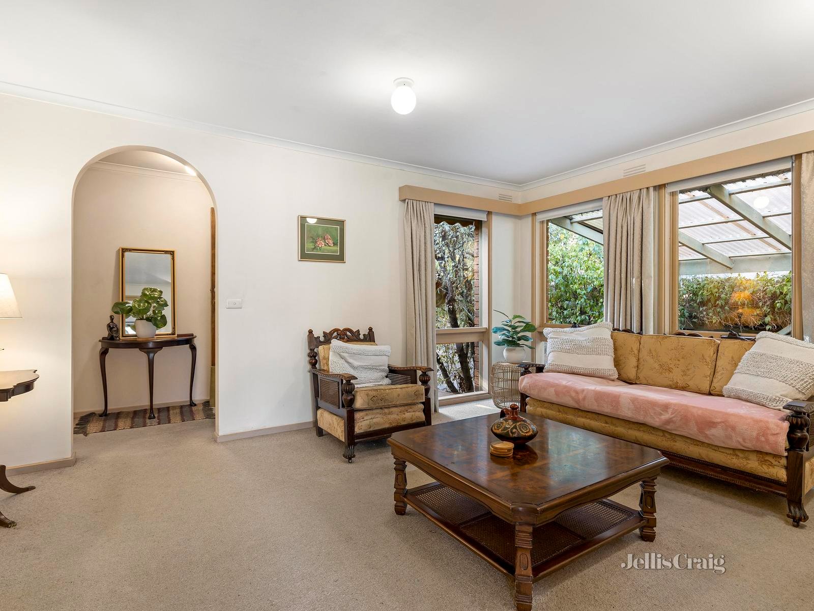 13 Mopoke Hill Road, Warrandyte image 2