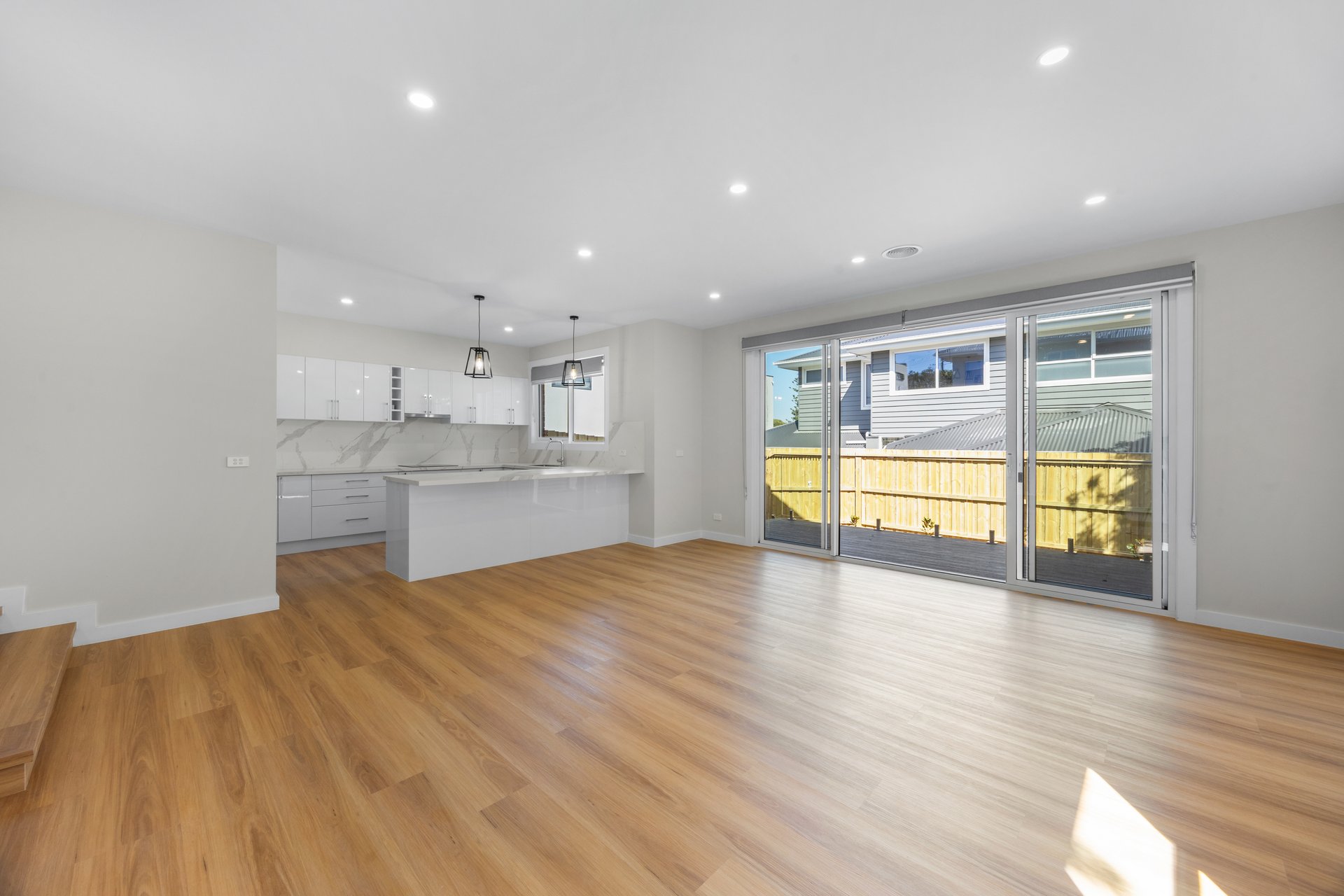 13 Moresby Avenue, Bulleen image 3
