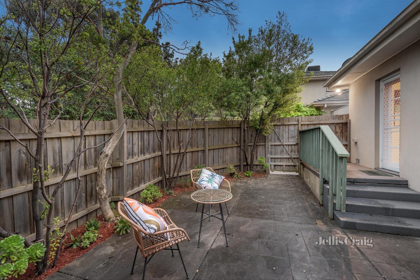 1/3 Morrison Court, Mount Waverley image 12