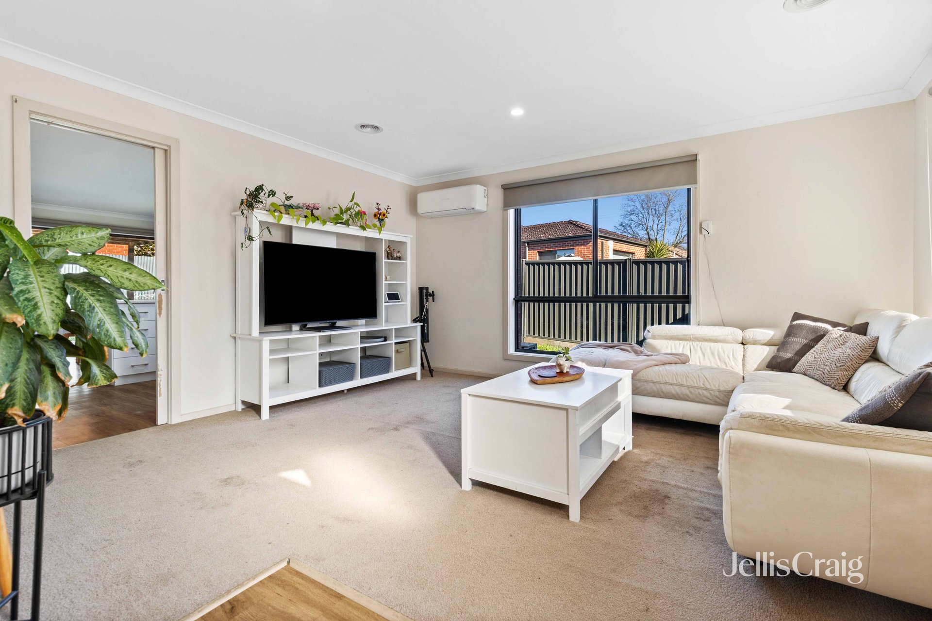 13 Nader Close, Redan image 4