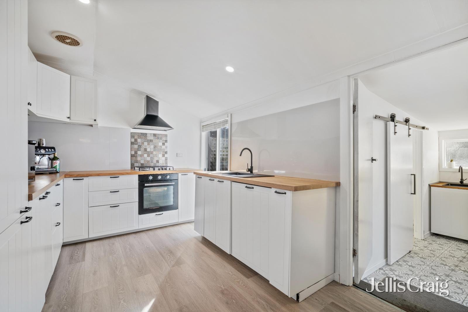 13 Napier Street, Black Hill image 5