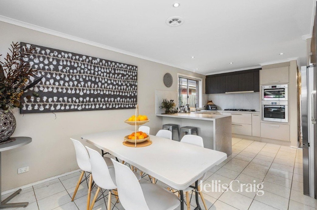 13 Nash Court, Altona Meadows image 4