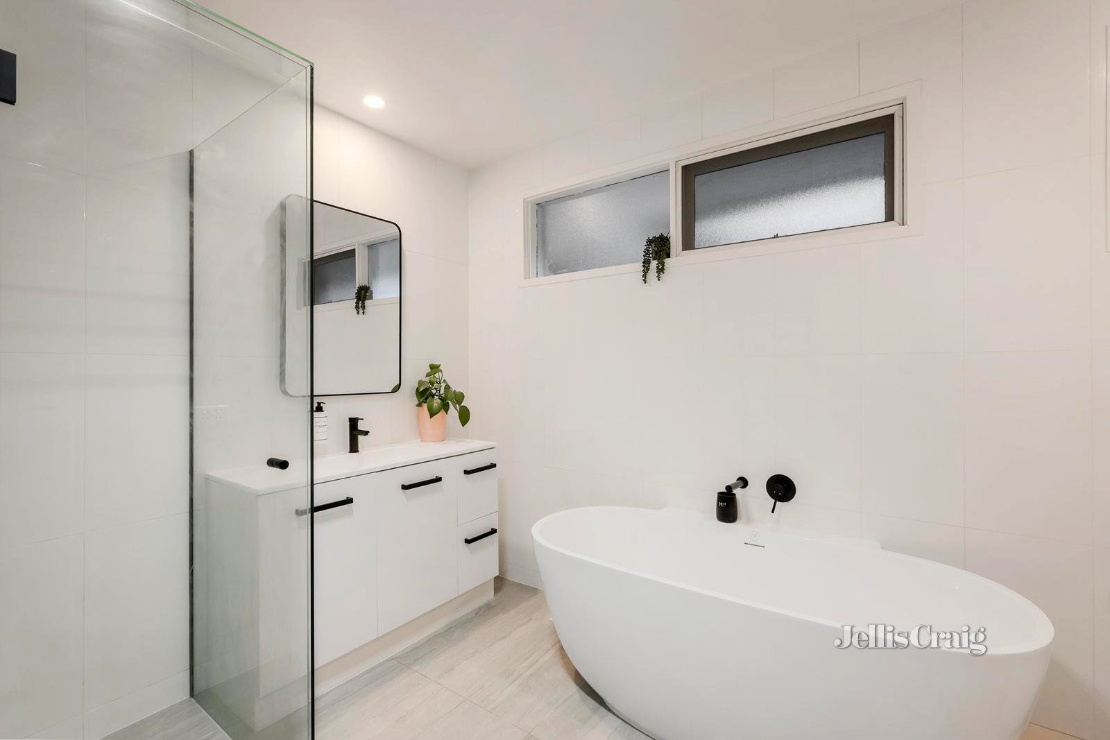 13 Neuparth Road, Croydon North image 10