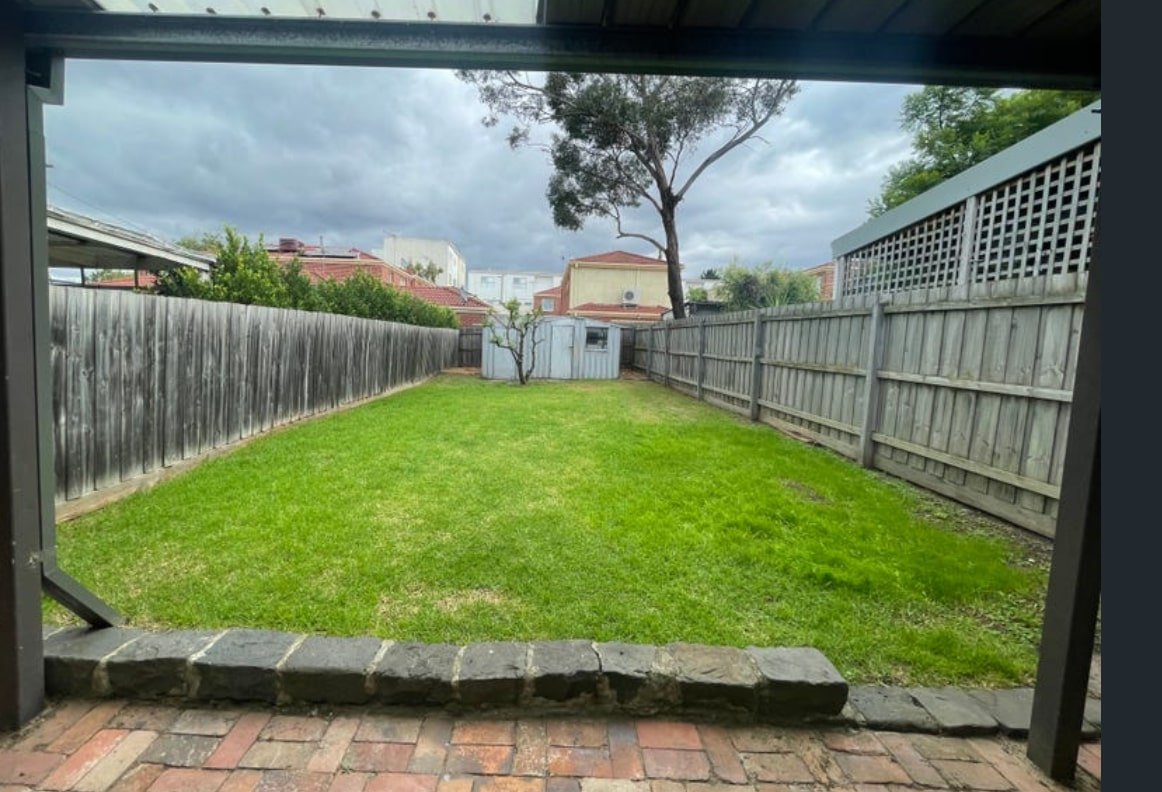 13 Nicholson Street, Essendon image 10