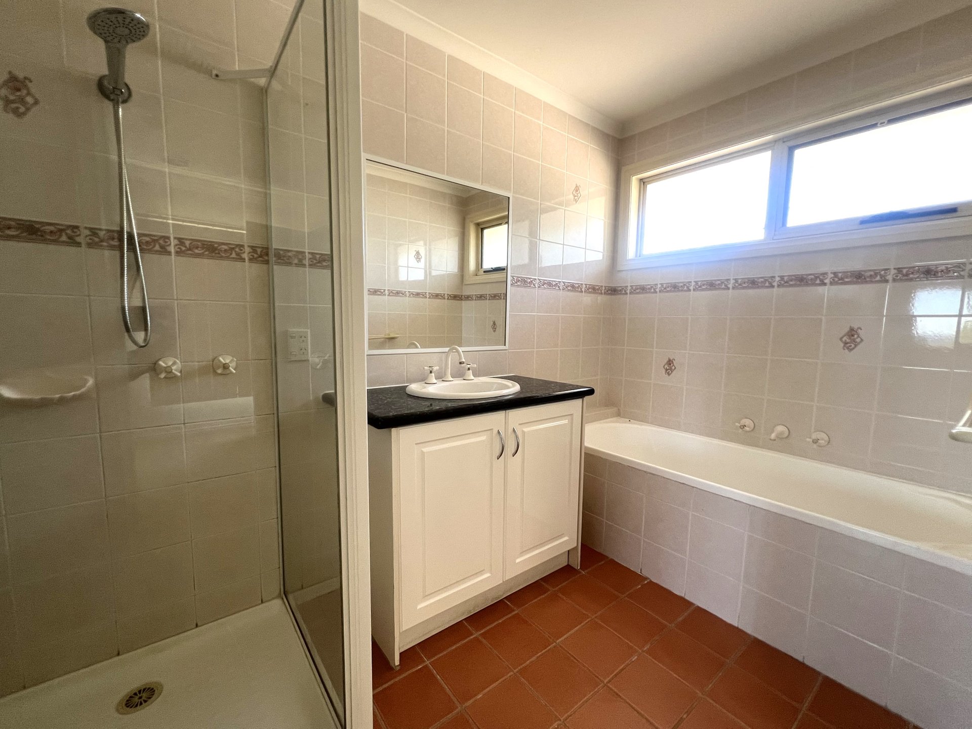 1/3 Nonda Avenue, Doncaster East image 7