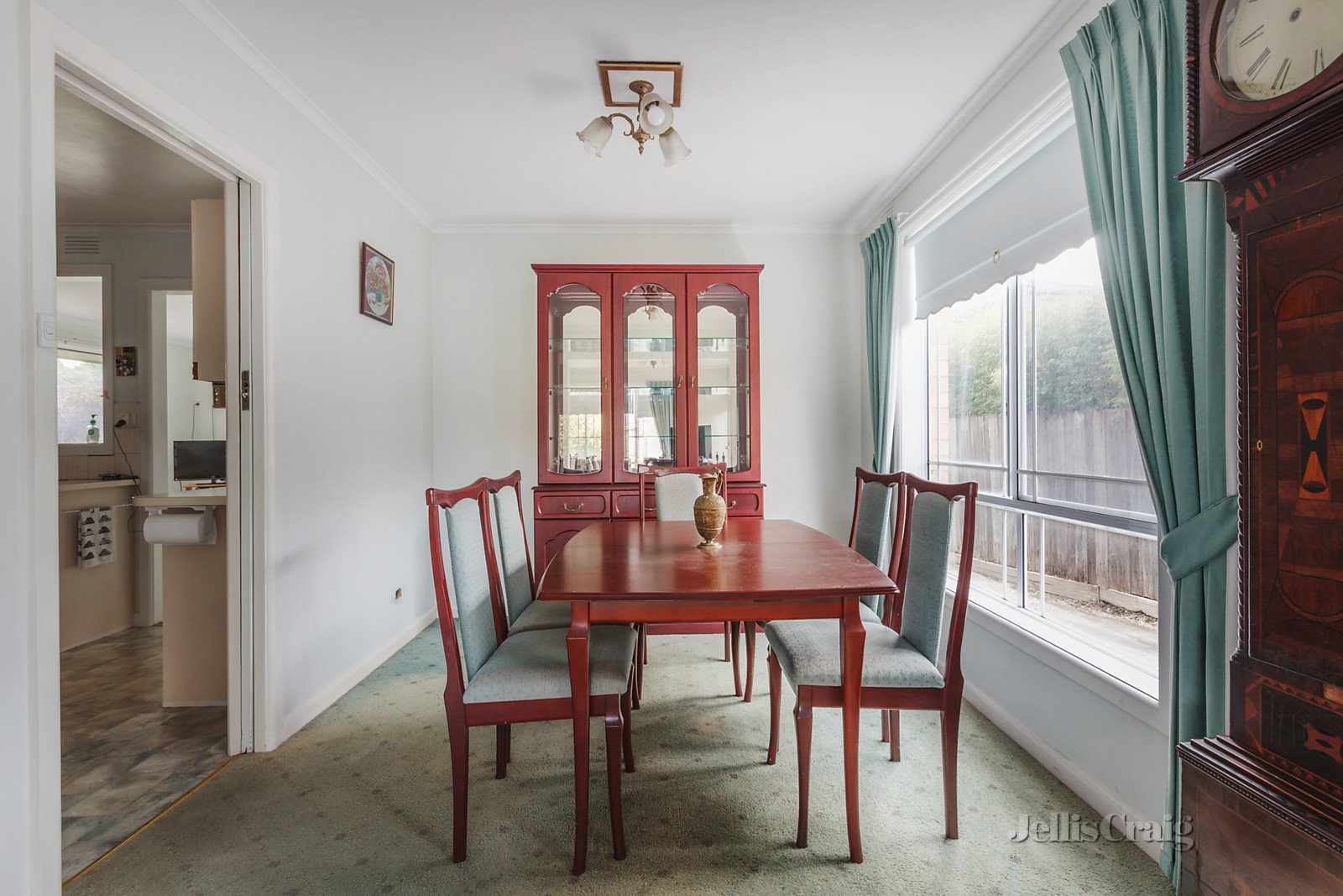 13 Noora Avenue, Bentleigh East image 6