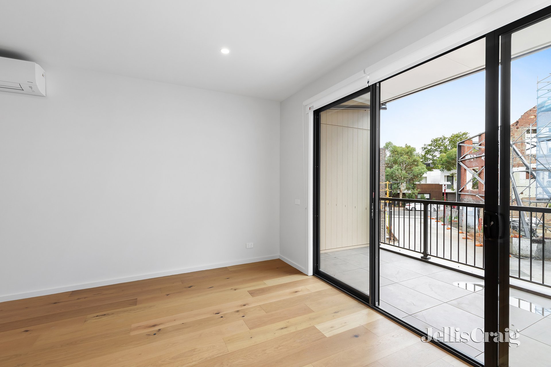 13 Nova Circuit, Bundoora image 4