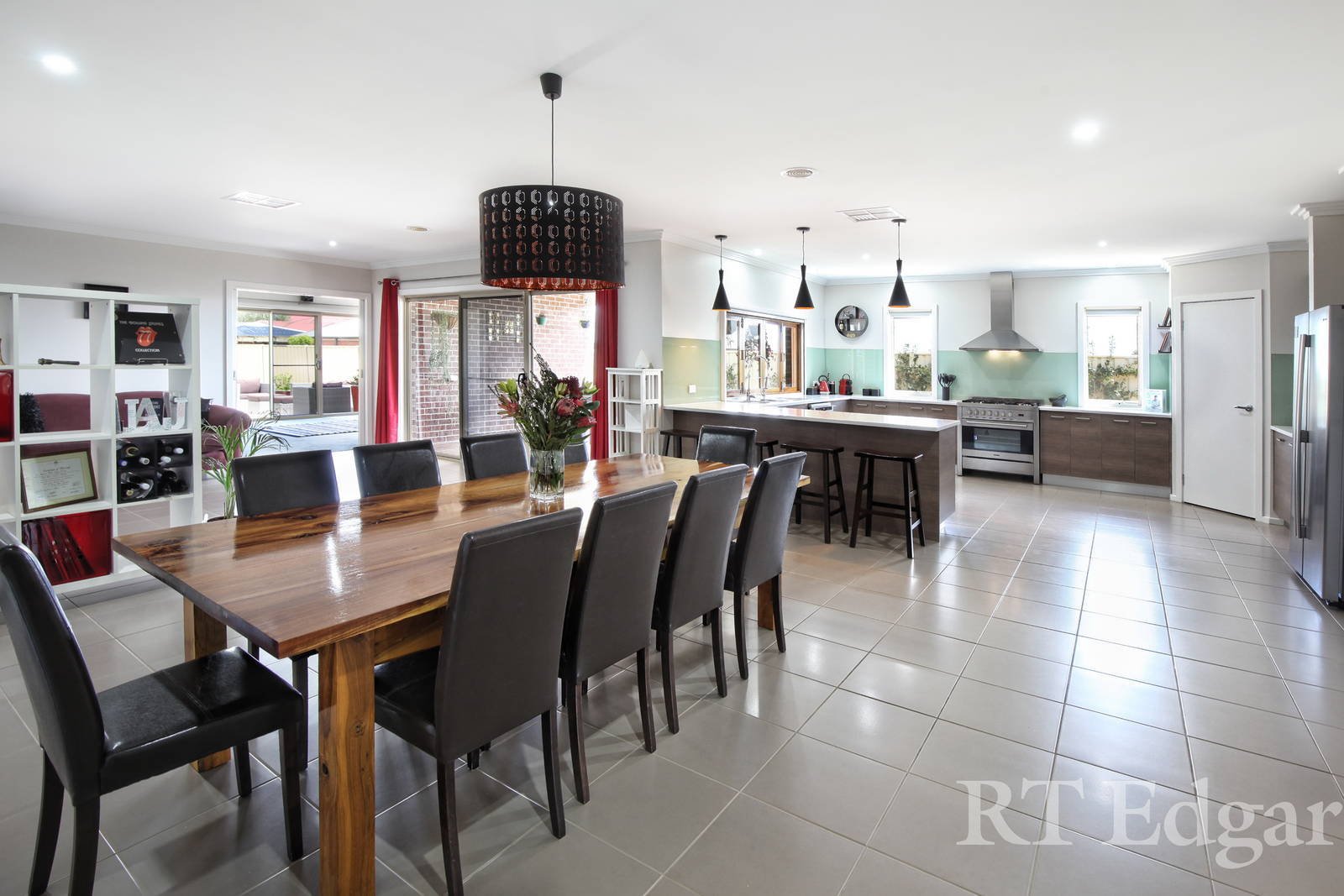 Property Gallery Thumbnail 3
