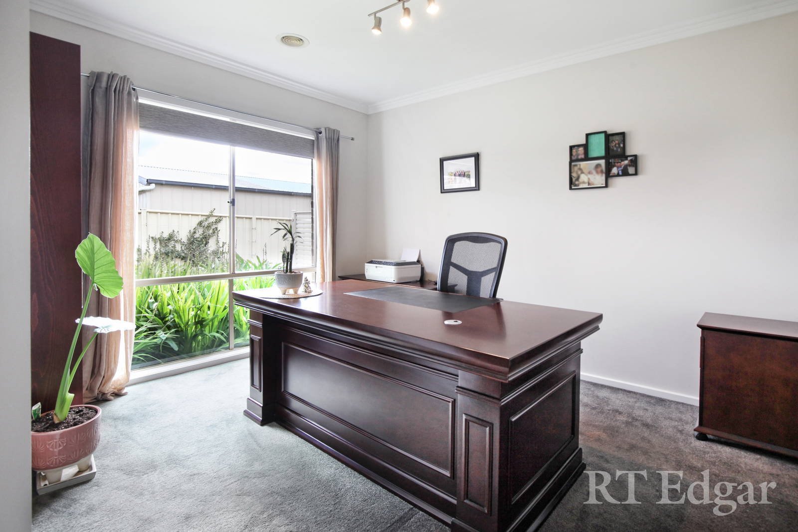 Property Gallery Thumbnail 9