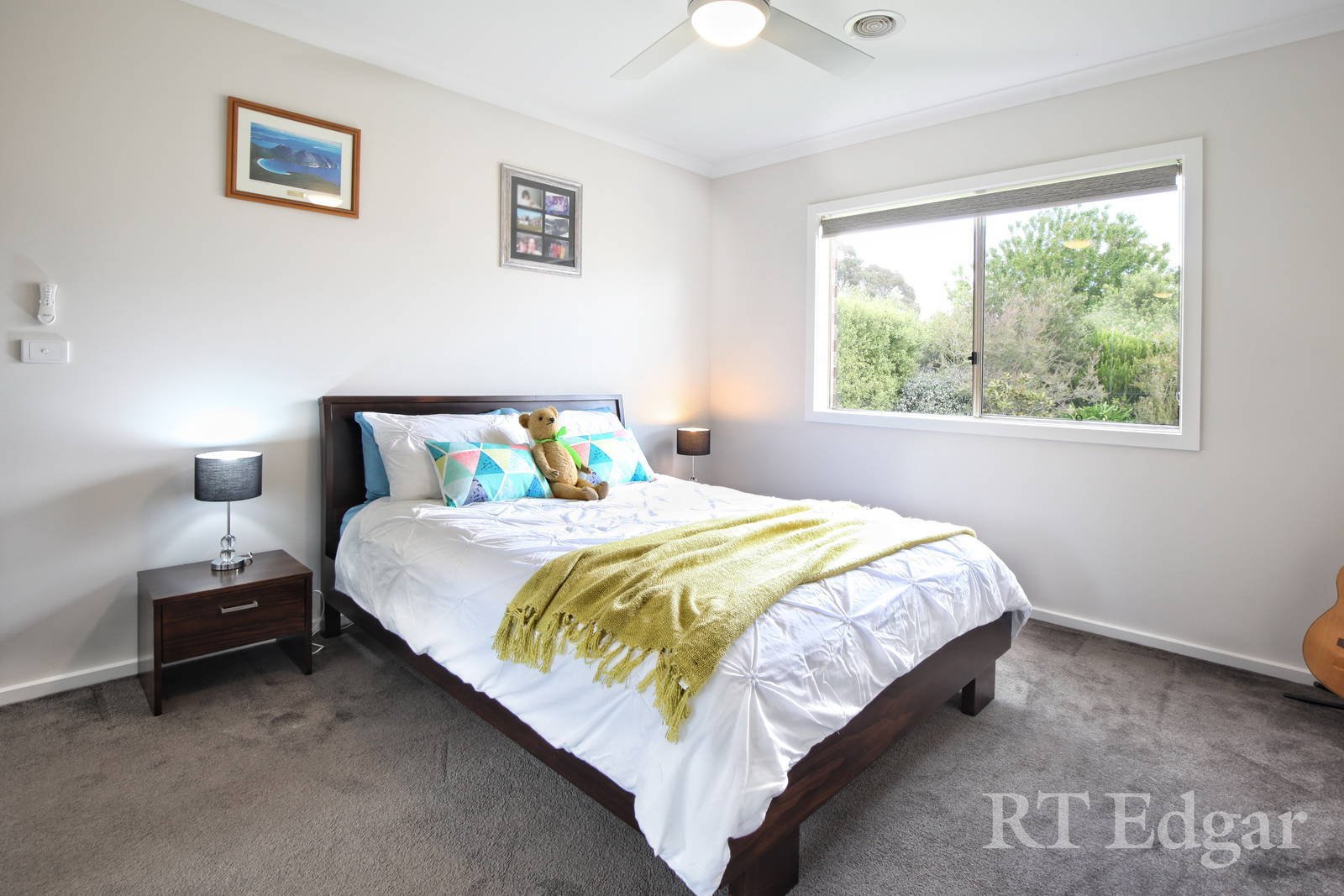 Property Gallery Thumbnail 11
