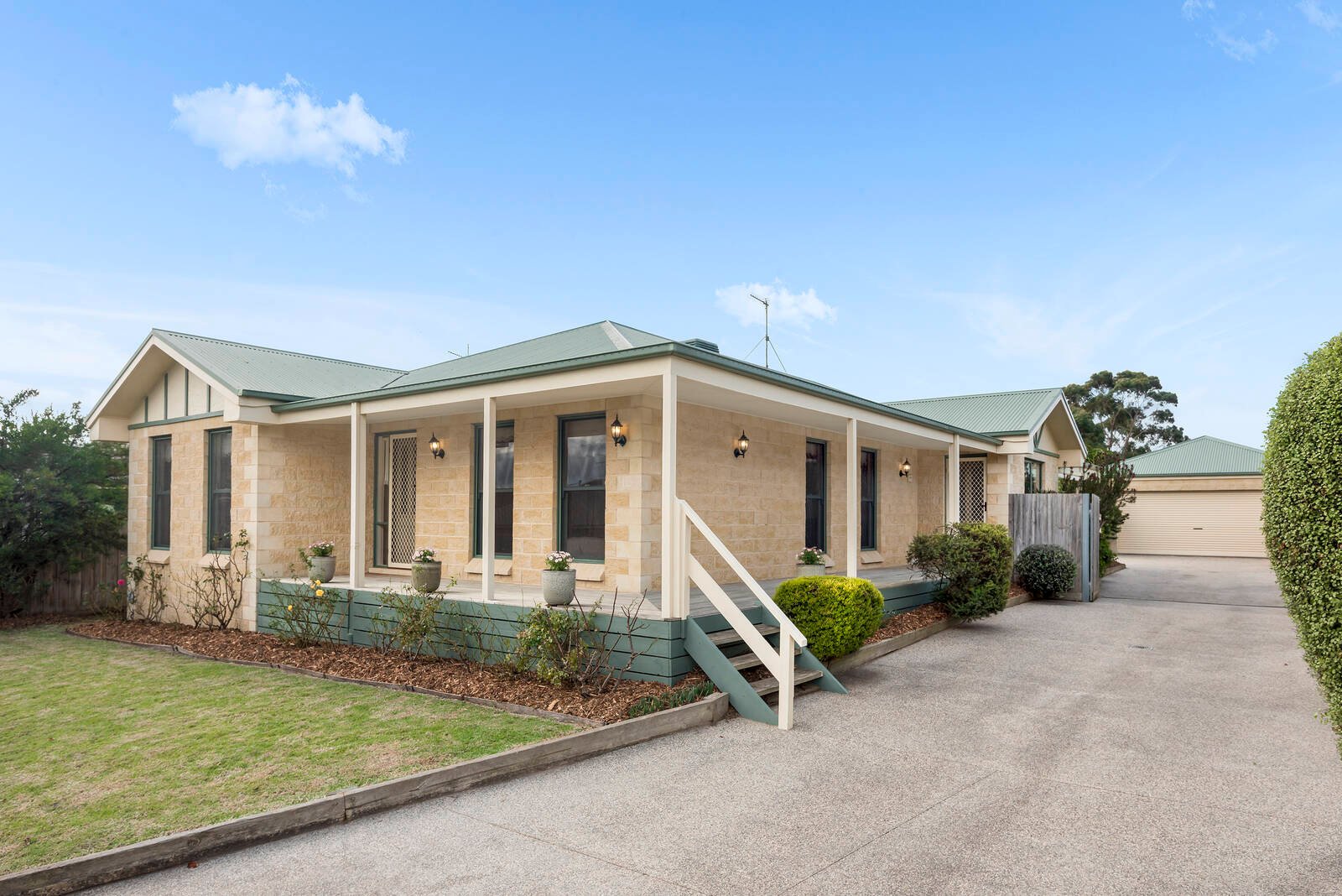 Property Gallery - Main Image