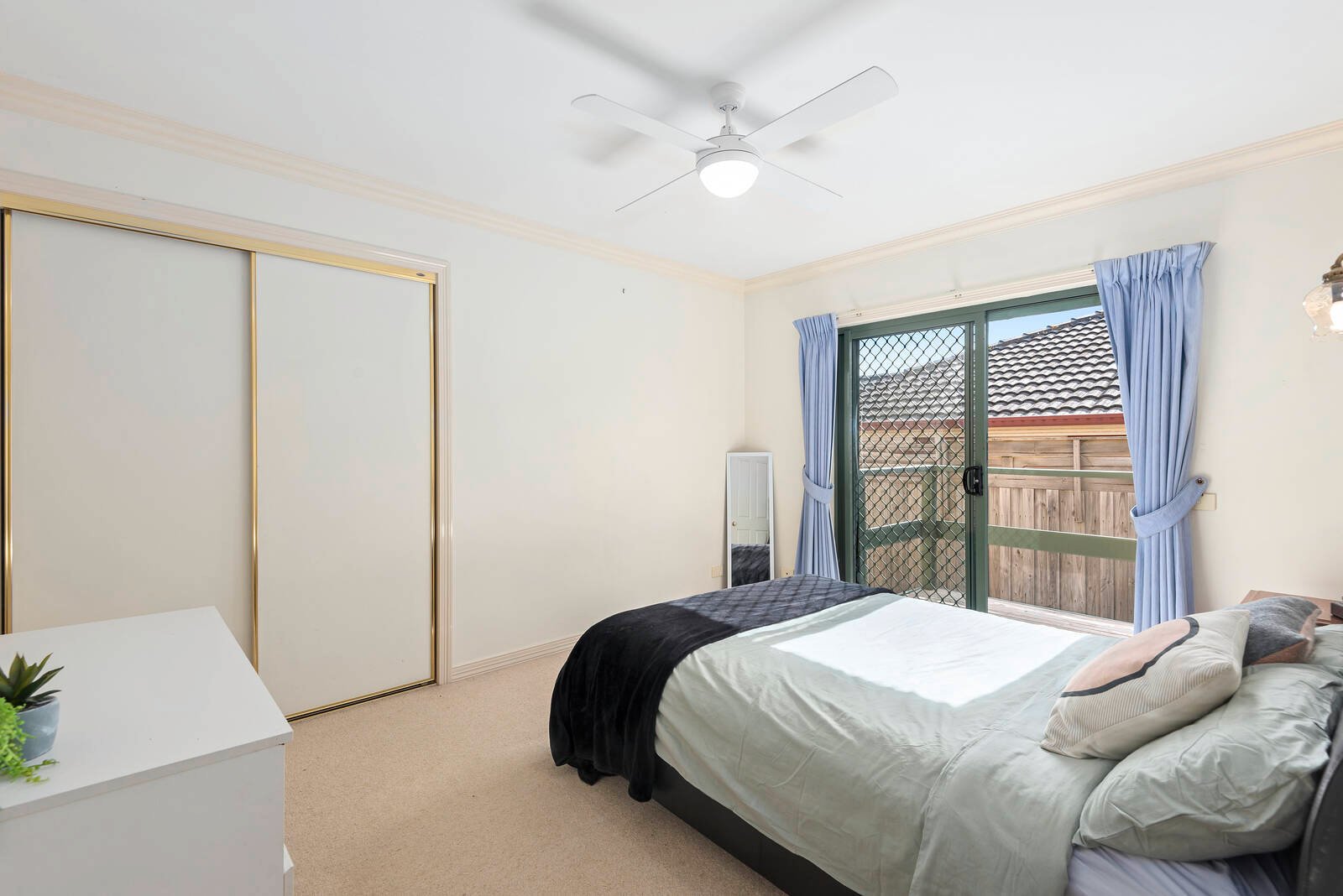 Property Gallery Thumbnail 7