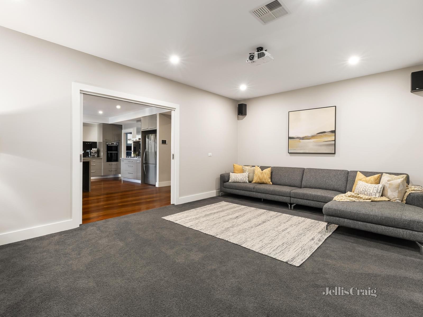 13 Oakland Drive, Warrandyte image 9