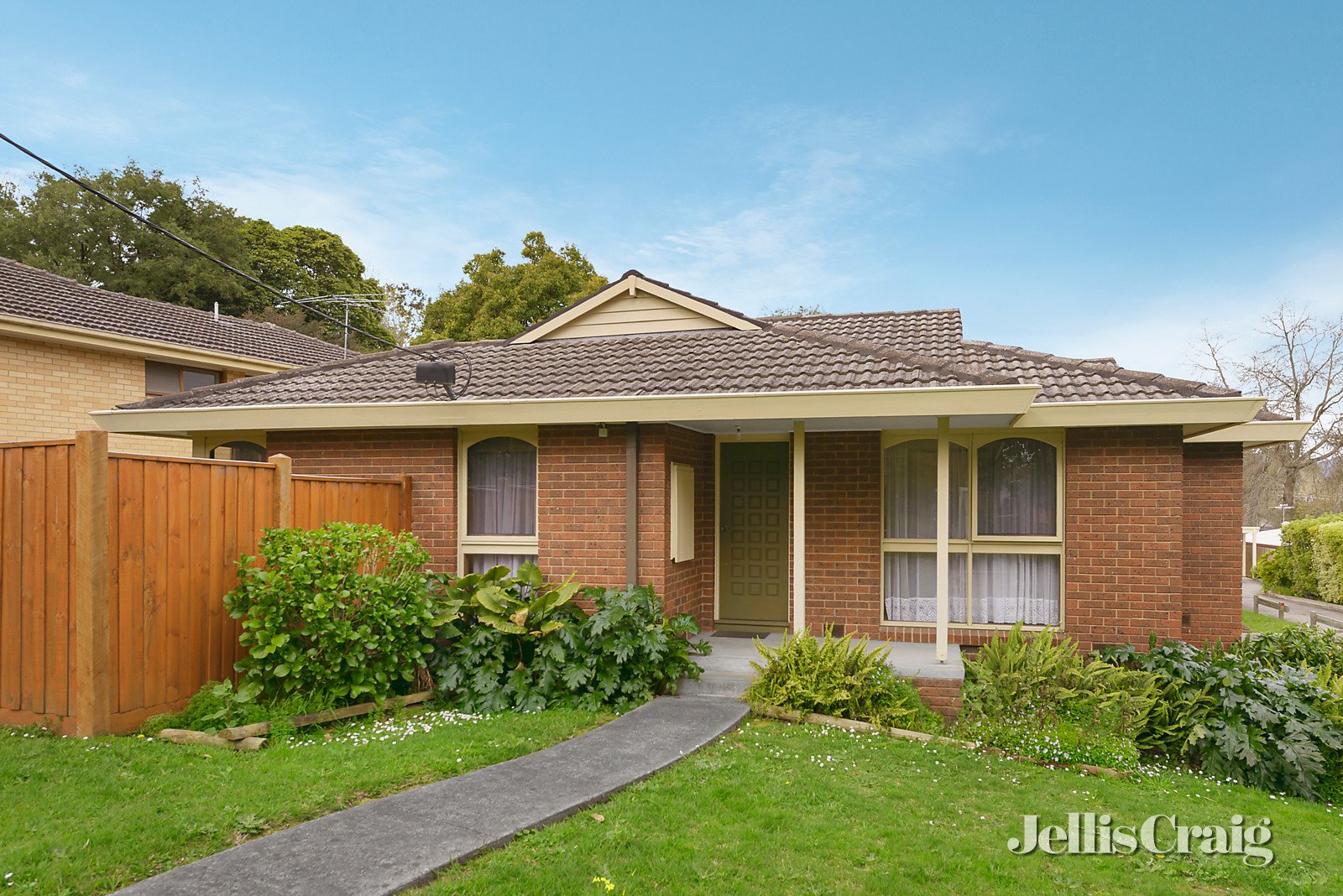 1/3 Orchard Grove, Heathmont image 1