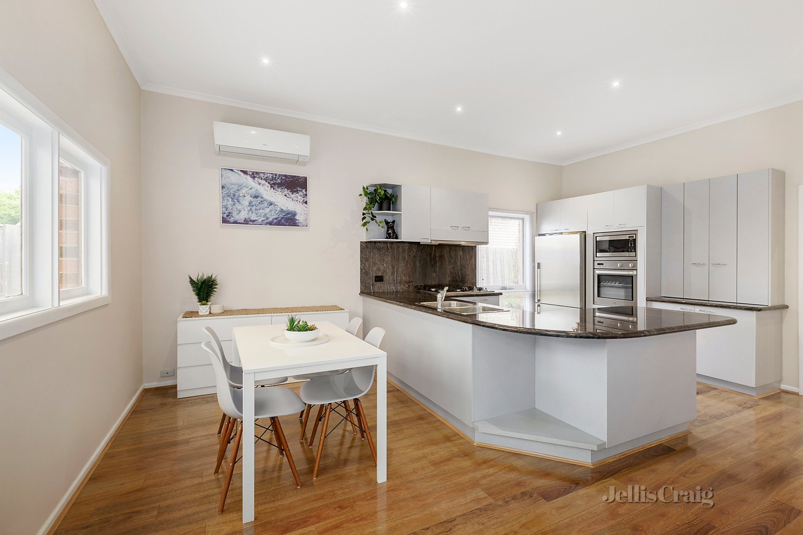 1/3 Packer Street, Murrumbeena image 4