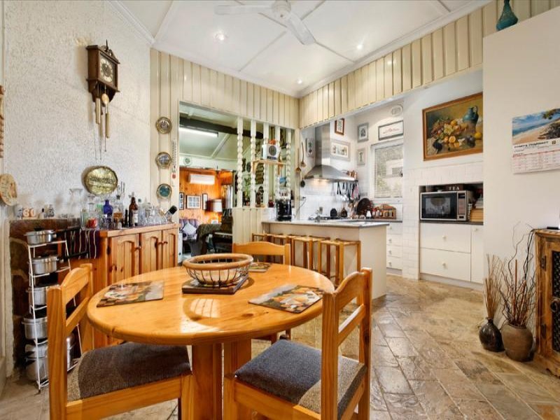 13 Paisley Street, Balwyn image 5