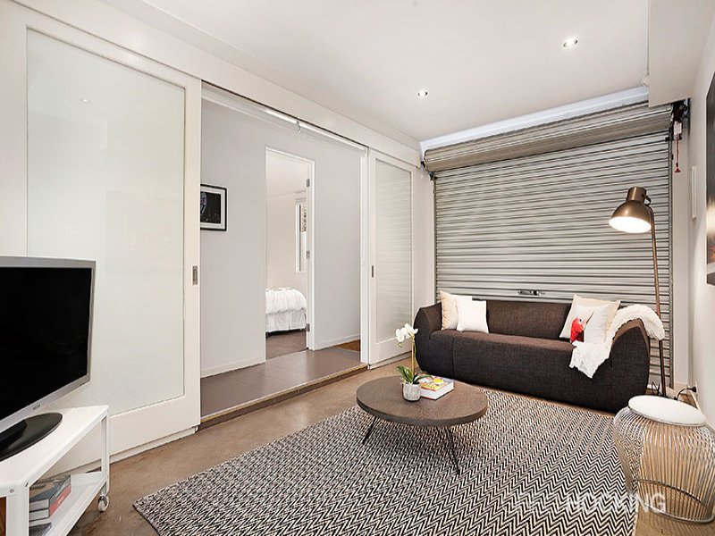 13 Park Lane, St Kilda West image 6