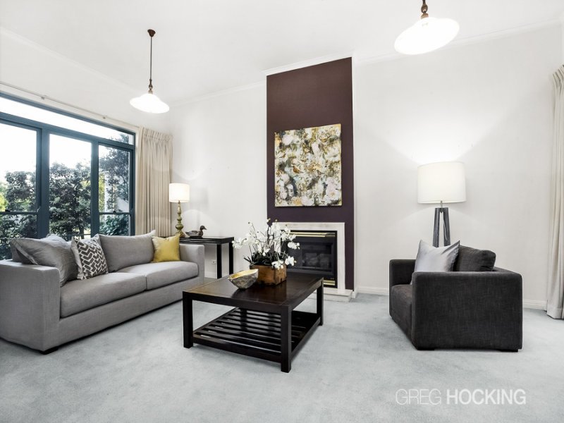 13 Park Square, Port Melbourne image 2